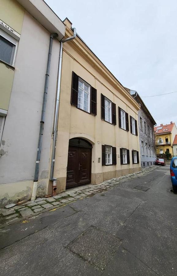 Downtown Romantic Székesfehérvár 외부 사진